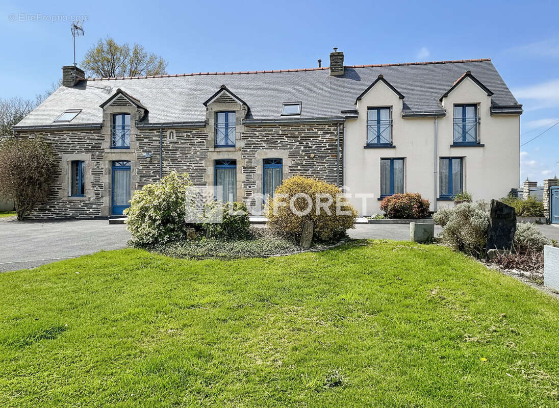 Maison à SAINT-JUST