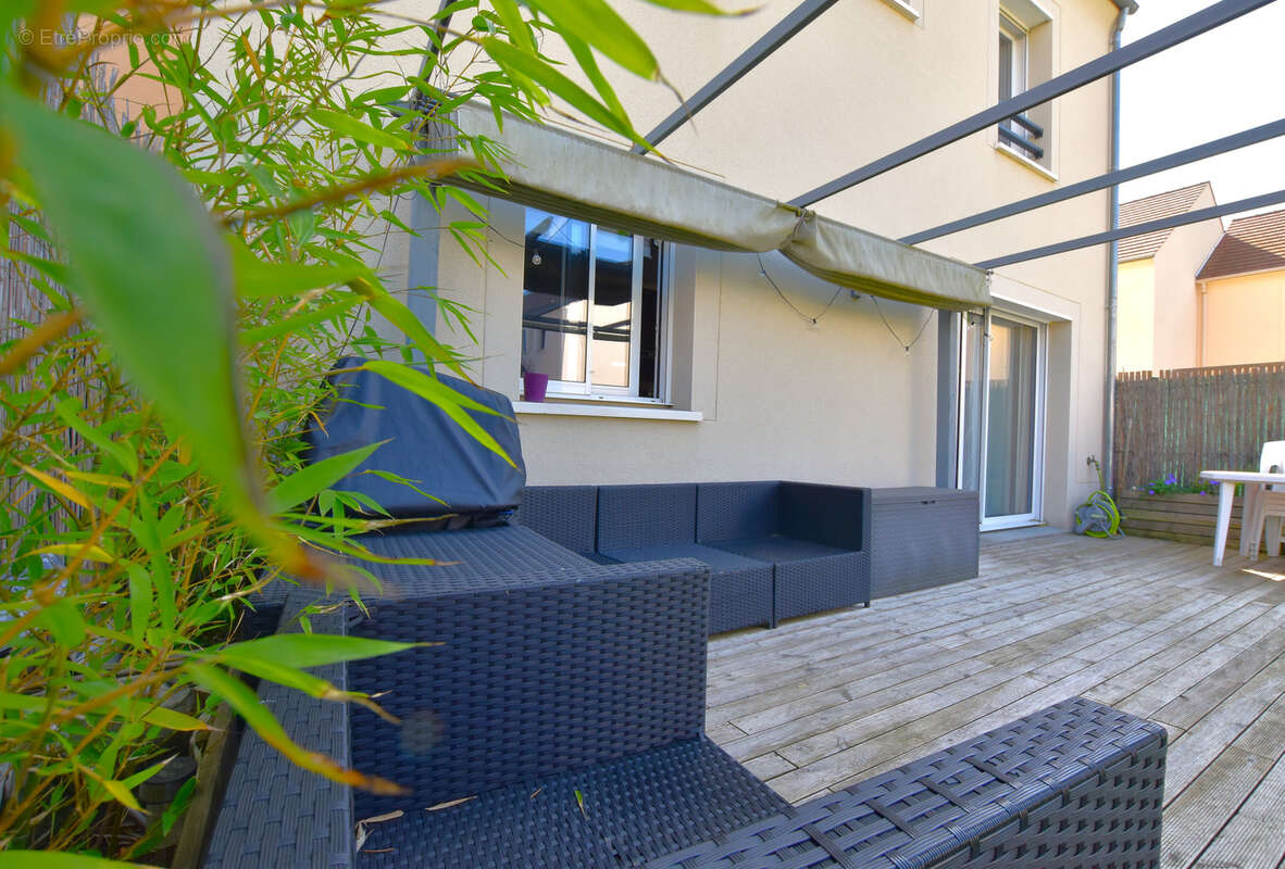 Maison à LES ESSARTS-LE-ROI