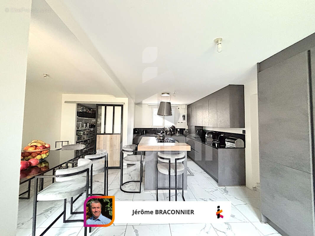 Maison à SAINT-FONS