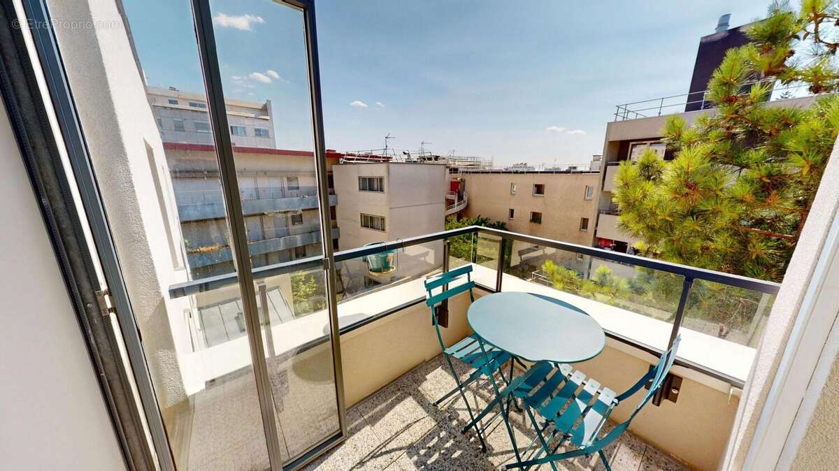 Appartement 102 m² à Paris-11e  - photo 3