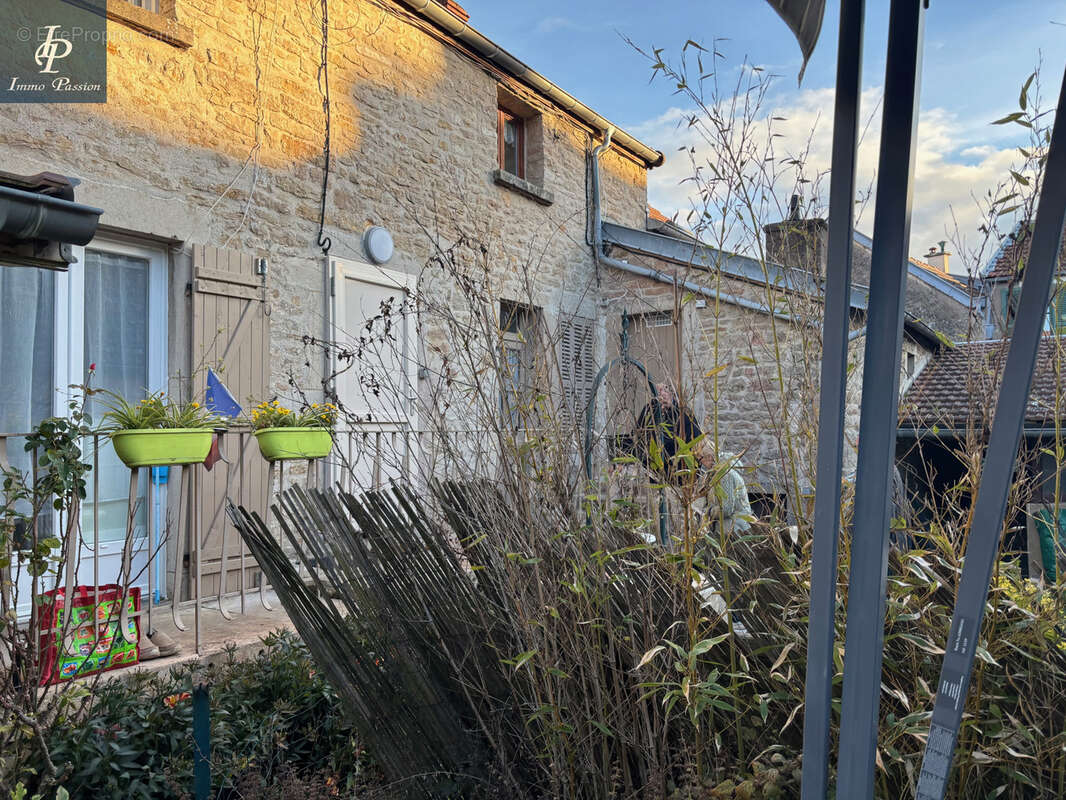 Maison à BROCHON