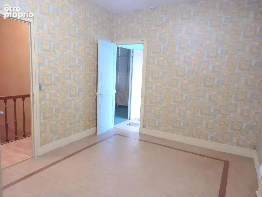 Vierzon Village,à Rénover maison de charme de 140M2,4 chambres - photo 21