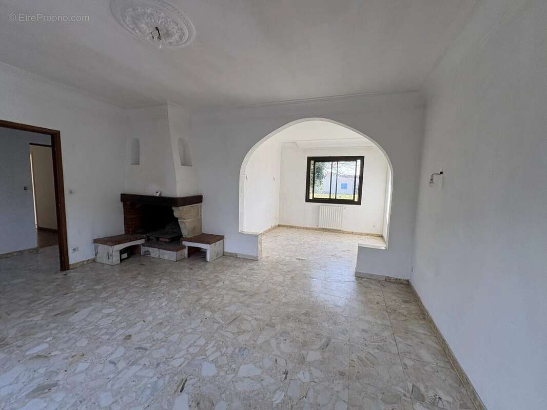 Saint-lys - maison t6 - photo 3