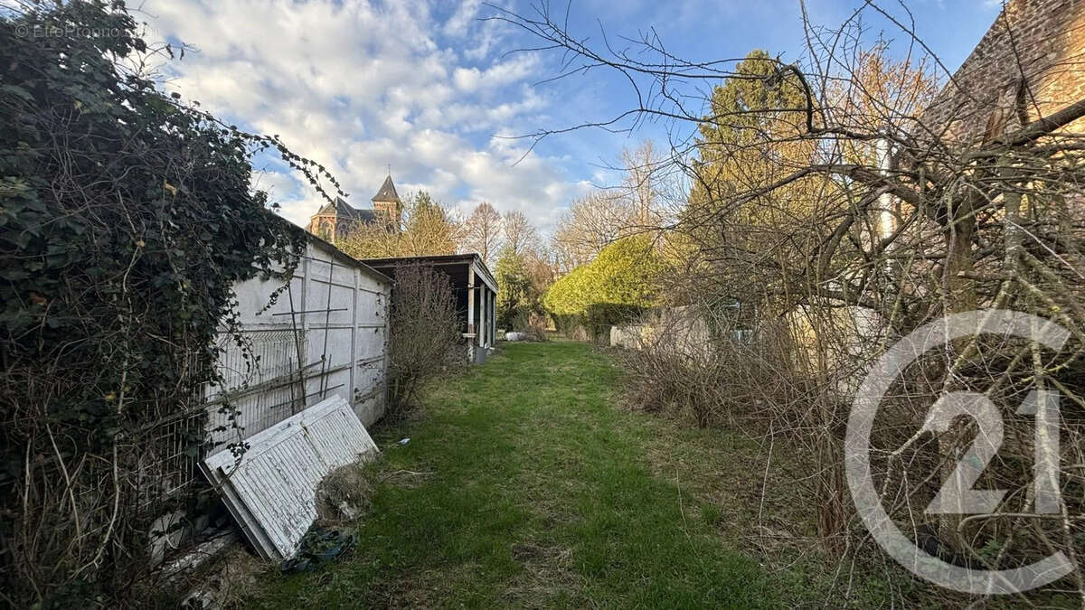 Terrain à BRANCOURT-LE-GRAND