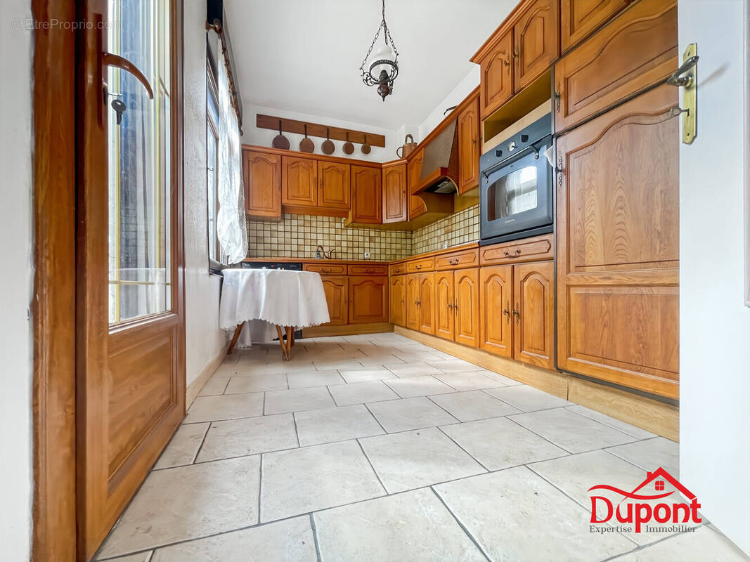 Maison à SAINT-QUENTIN