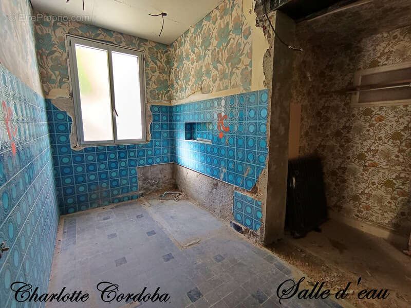 Maison à FEUGAROLLES