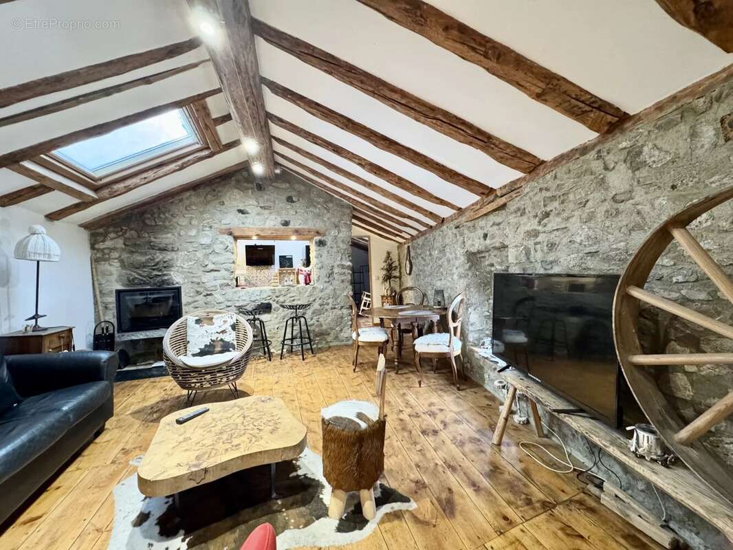 Maison à FONT-ROMEU-ODEILLO-VIA