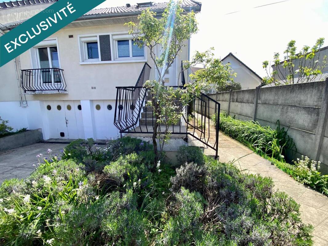 Photo 1 - Maison à PONTAULT-COMBAULT