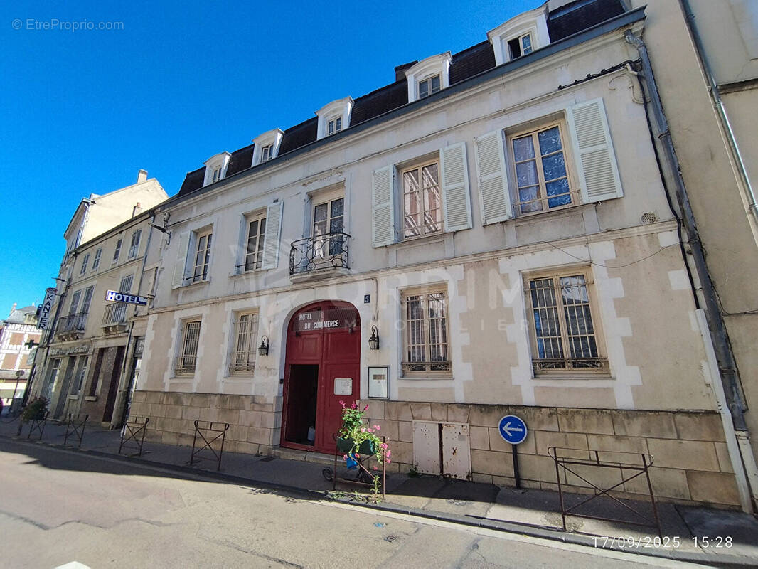 Commerce à AUXERRE