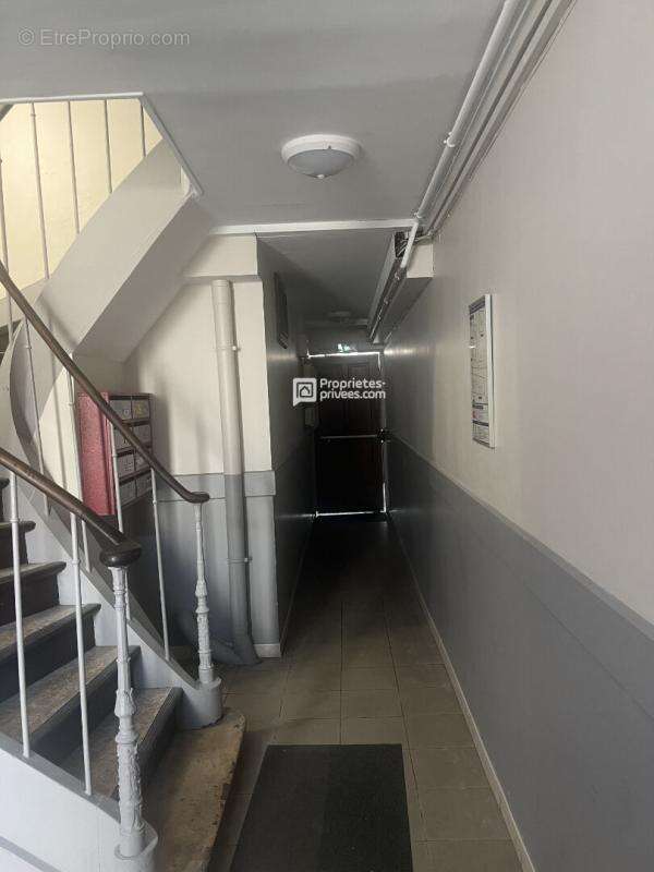 Studio vendu loué - Investissement clé en main à Épernay - photo 4