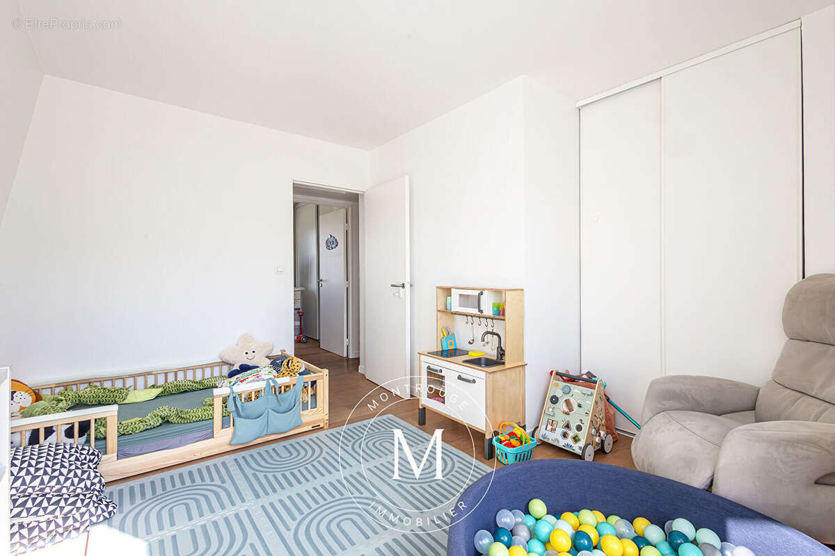 Appartement à MONTROUGE