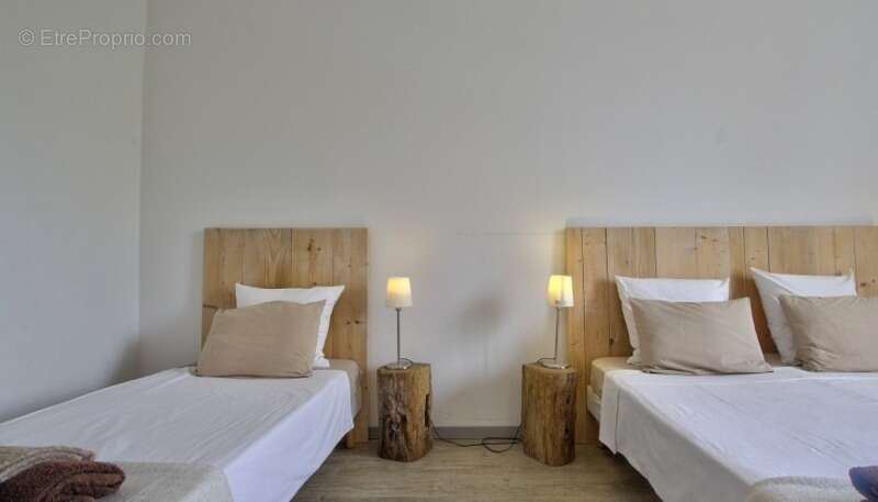 Maison à MONTREVEL-EN-BRESSE