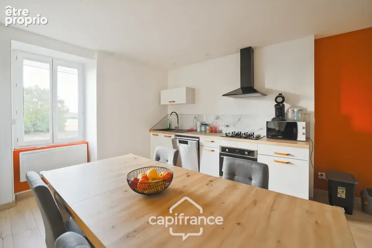 Maison de 190m² avec 2 logements indépendants - 4 chambres - terrain 1 220m² - vue Revermont - photo 3