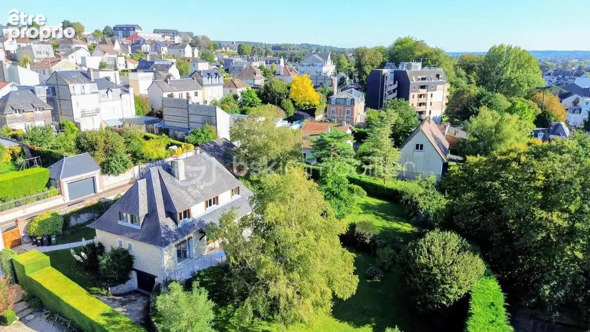 Plein centre, maison familiale av 5 ch sous-sol et jardin clos arboré ! - photo 30