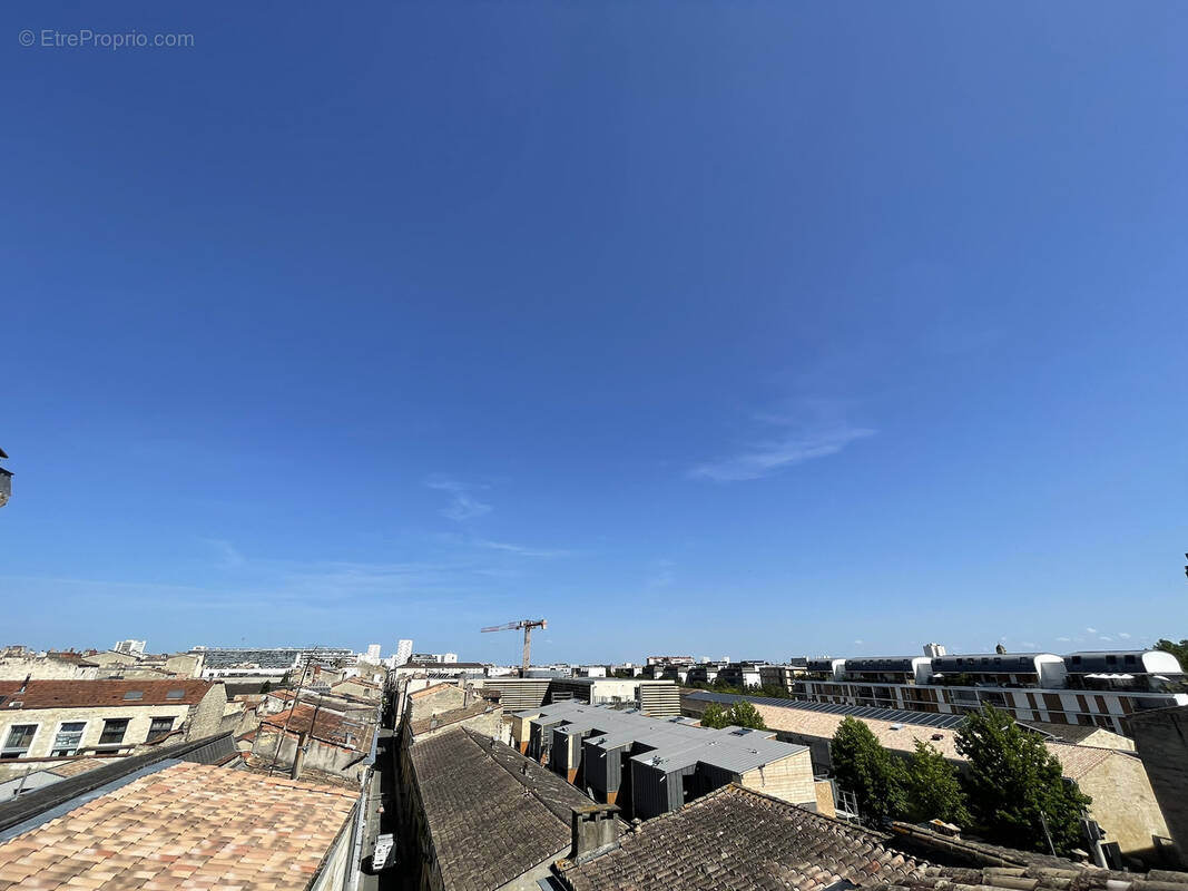 Appartement à BORDEAUX