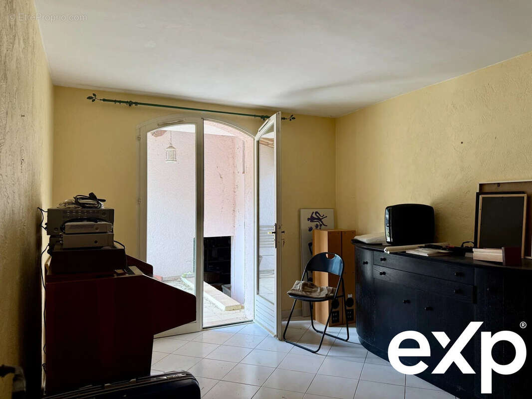 Maison à L'ISLE-SUR-LA-SORGUE