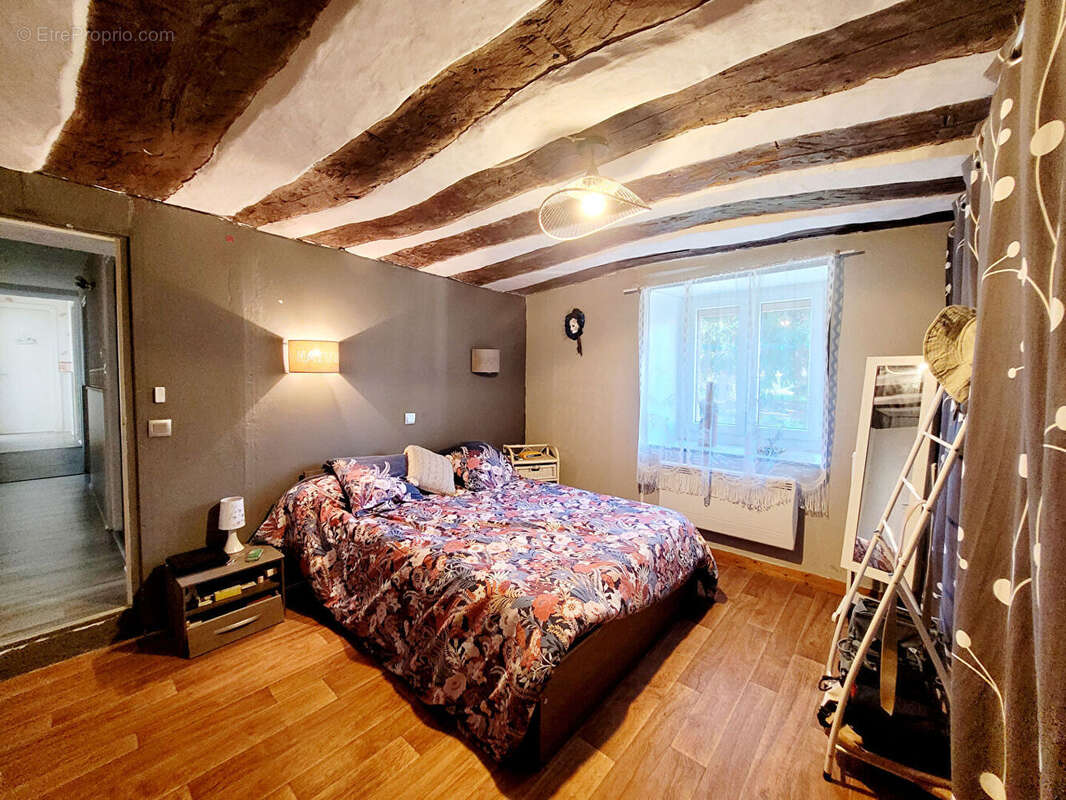 Appartement à SAMPANS