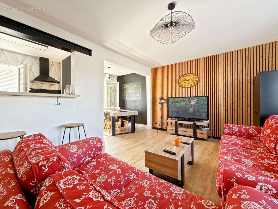 Maison à COULOUNIEIX-CHAMIERS