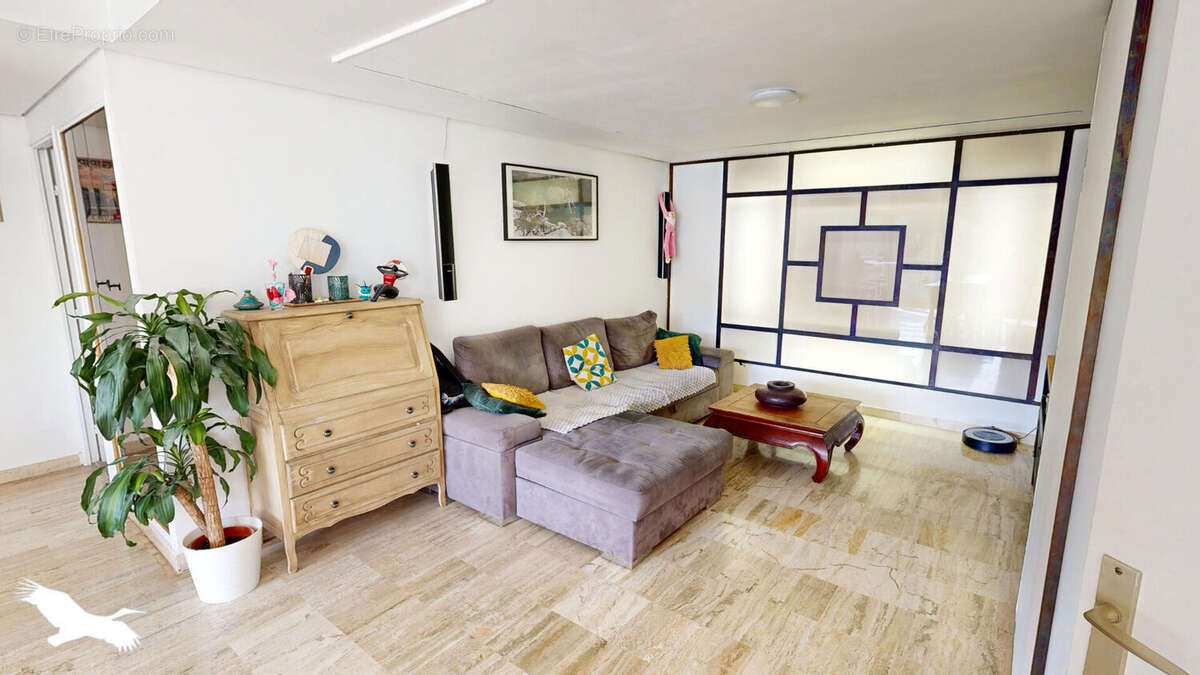 Appartement à MARSEILLE-9E