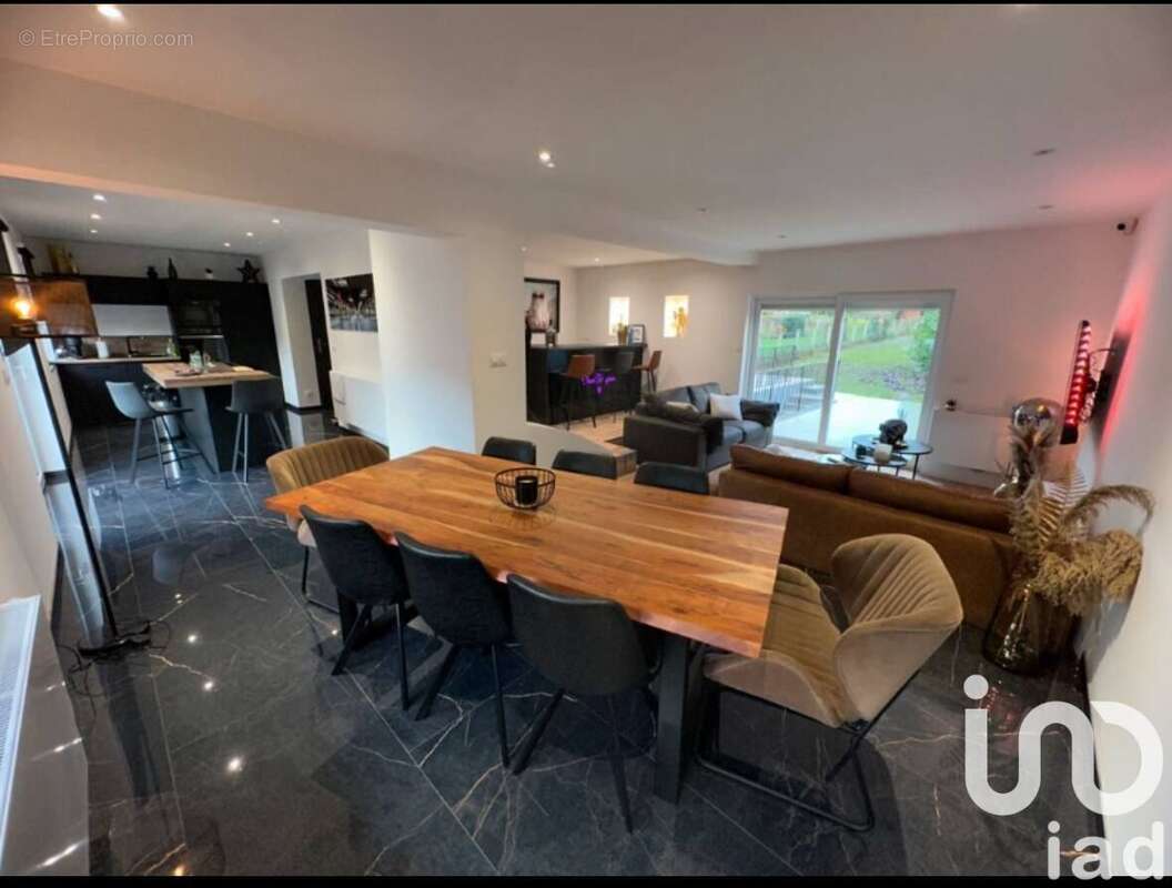 Photo 2 - Maison à BRUAY-LA-BUISSIERE