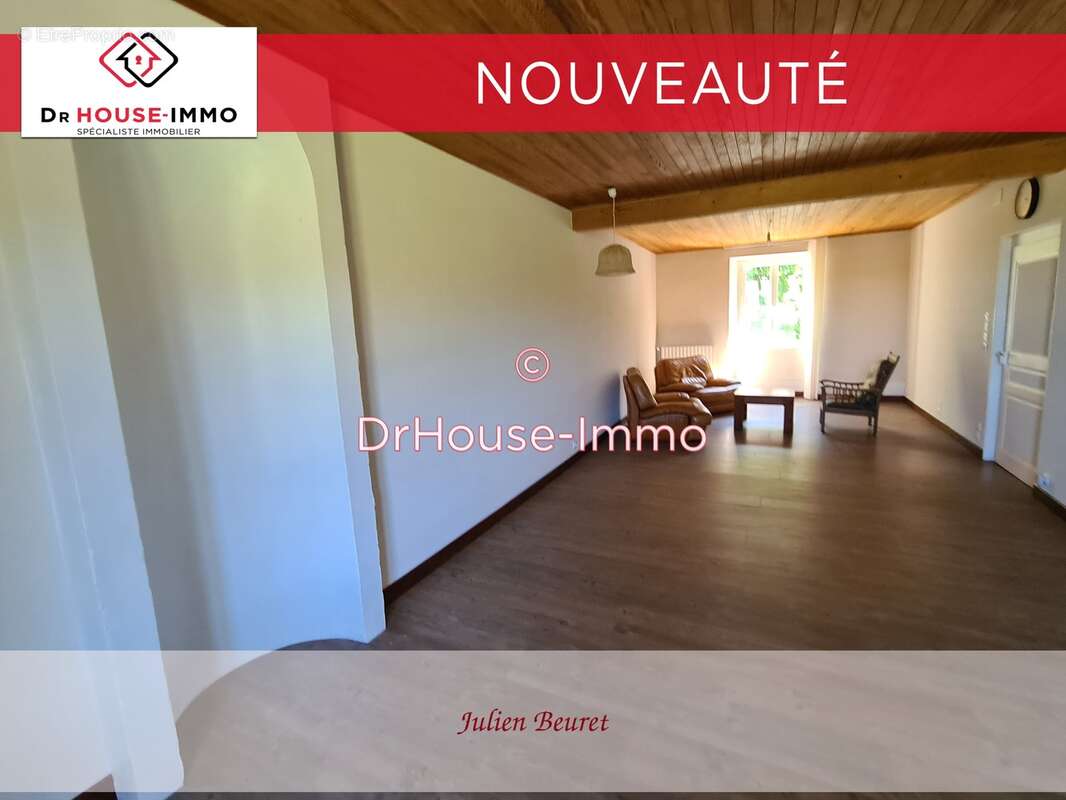 Maison 240 m² à Huanne-Montmartin  - photo 22