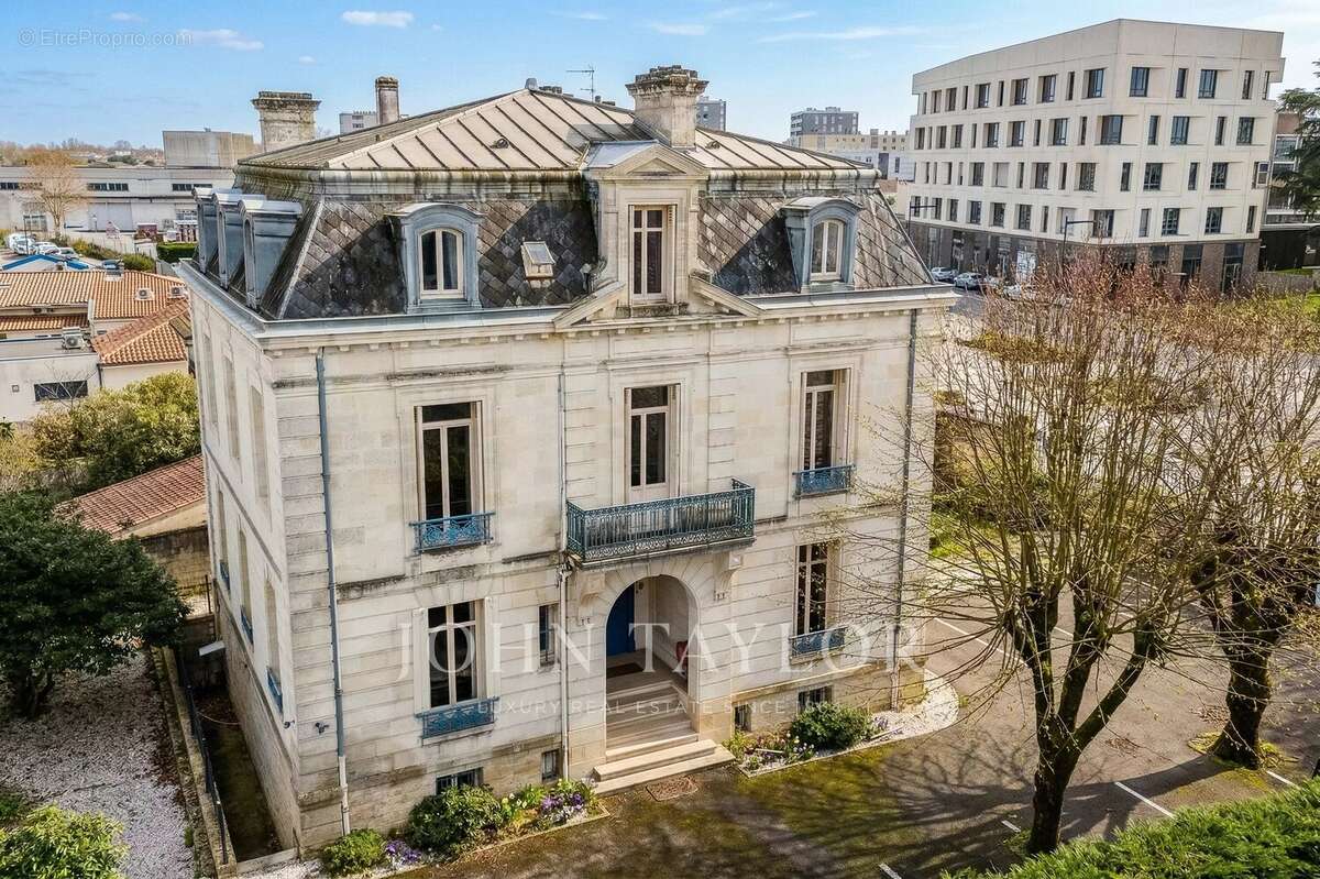 Commerce à BEGLES