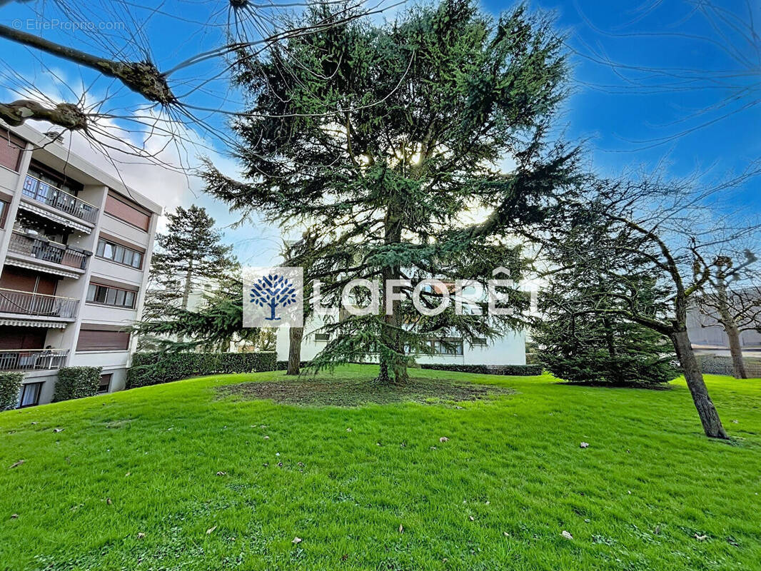 Appartement à NOISY-LE-ROI