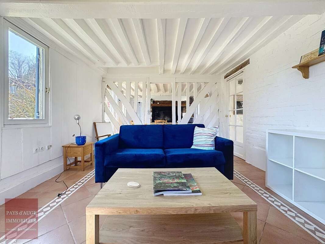 Maison à SAINT-GEORGES-EN-AUGE