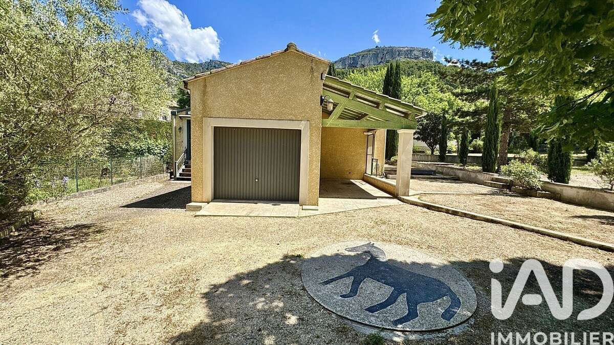 Photo 5 - Maison à FONTAINE-DE-VAUCLUSE