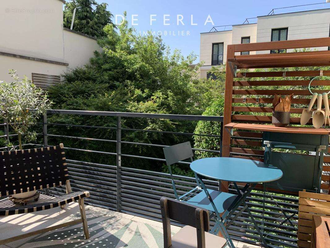 Appartement à ISSY-LES-MOULINEAUX