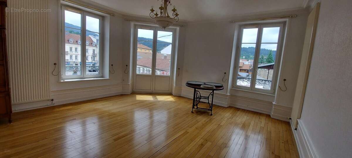 Appartement 127 m² à Gerardmer  - photo 2