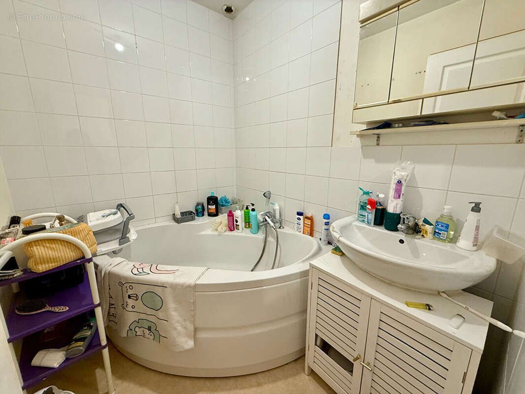 Appartement à AMPLEPUIS