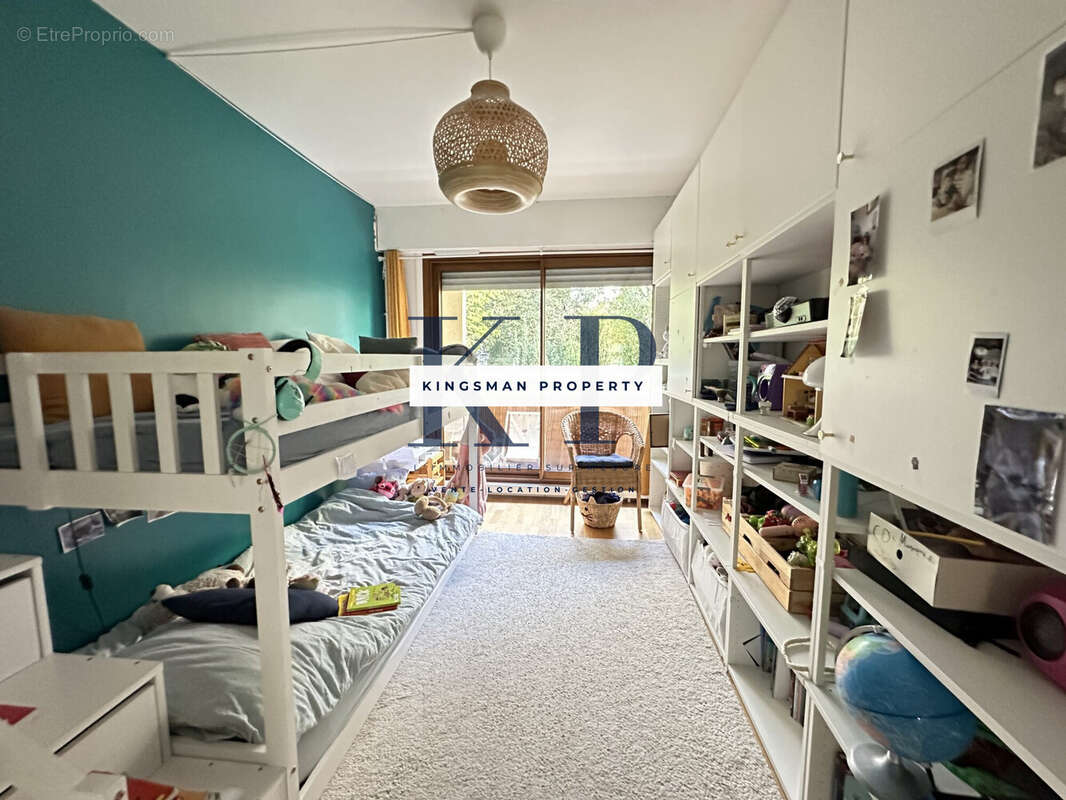 Appartement à PARIS-19E