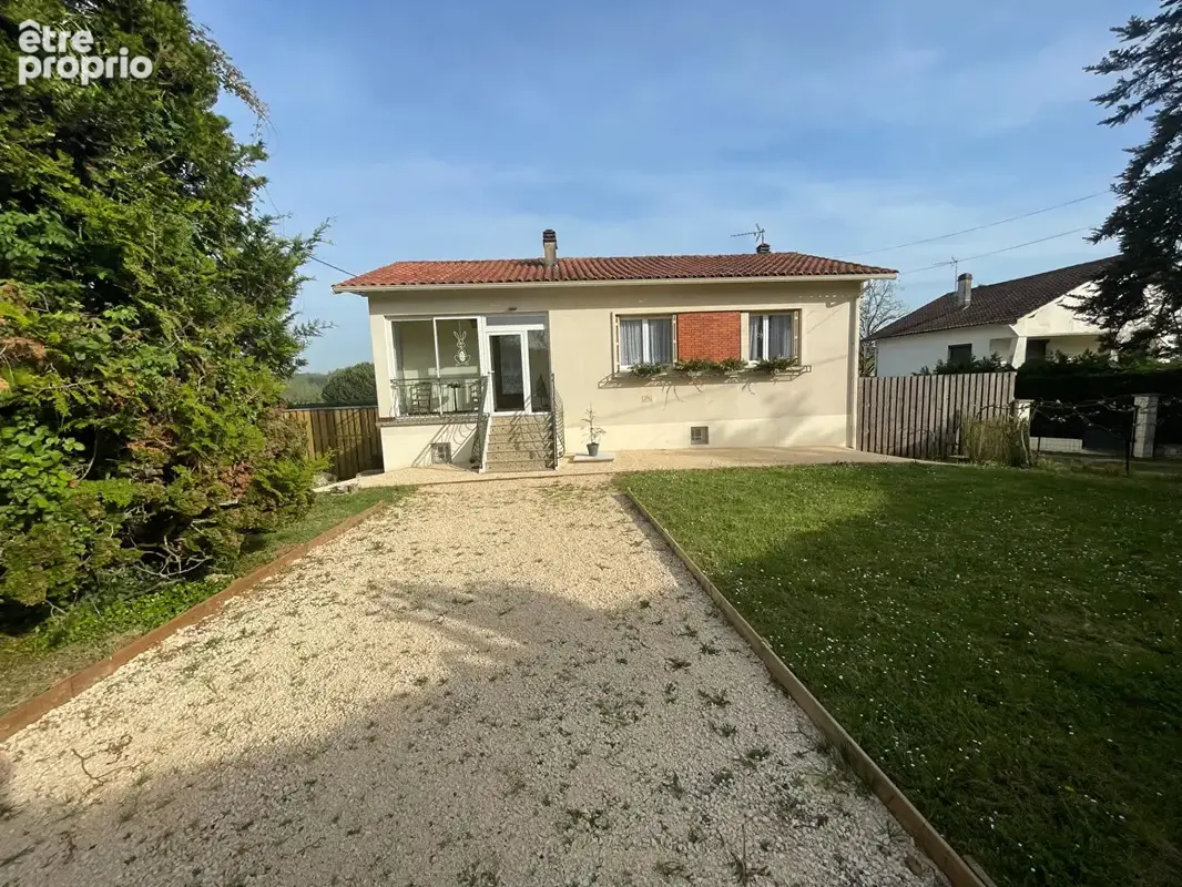 Photo Maison à Trentels au prix de 190 000€