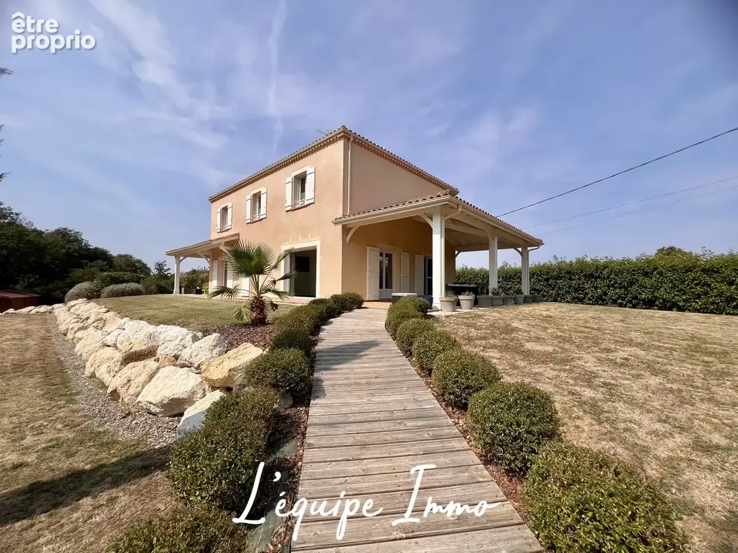 Maison d'exception de 216 m2 avec piscine et double garage sur 3 000 m2   Aubiet - photo 3
