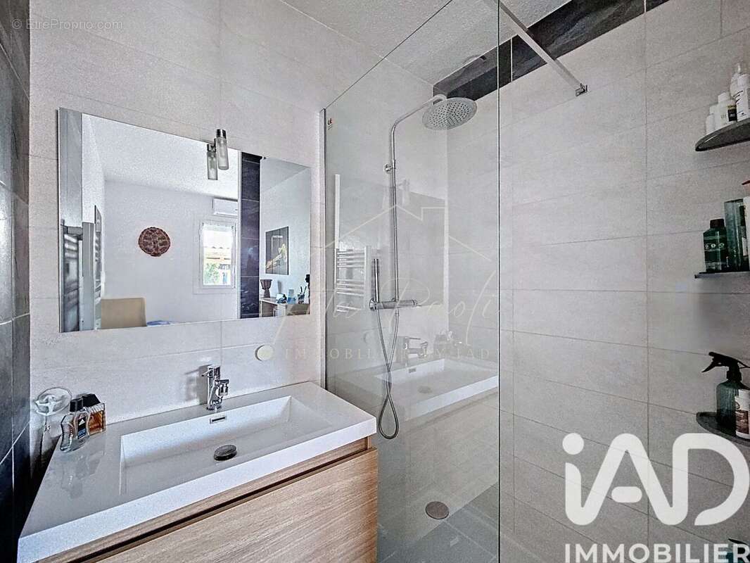 Photo 9 - Maison à SAUVIAN