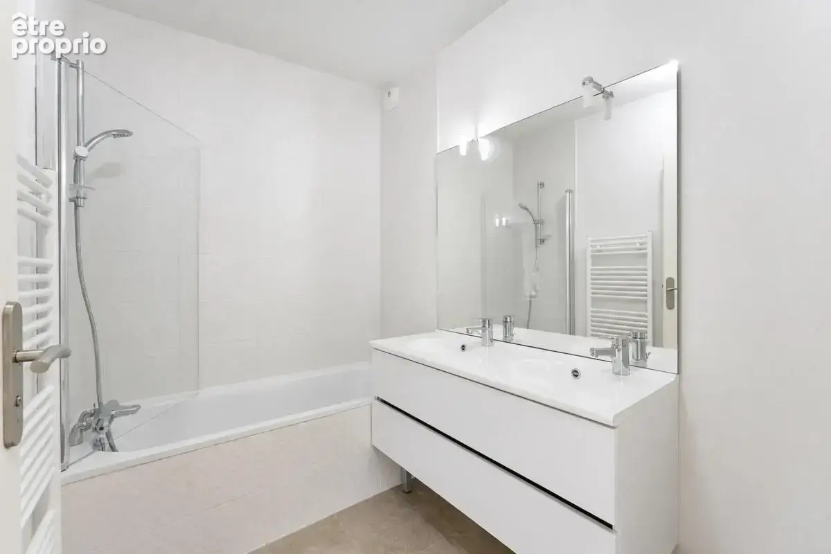 Appartement de 4 pièces de 74 m² à Mérignac - photo 10