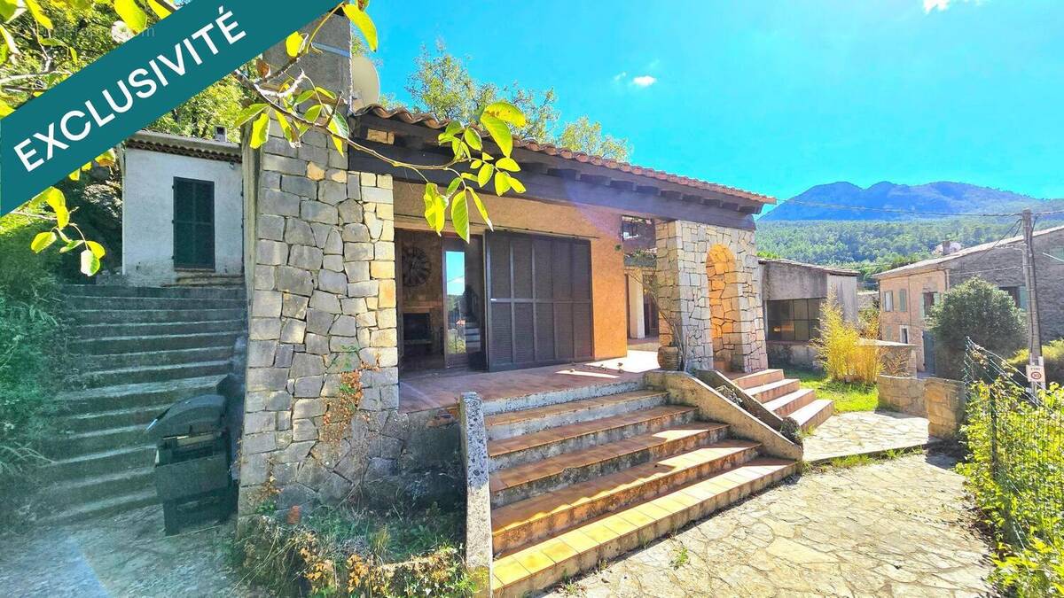 Photo 1 - Maison à LA CELLE