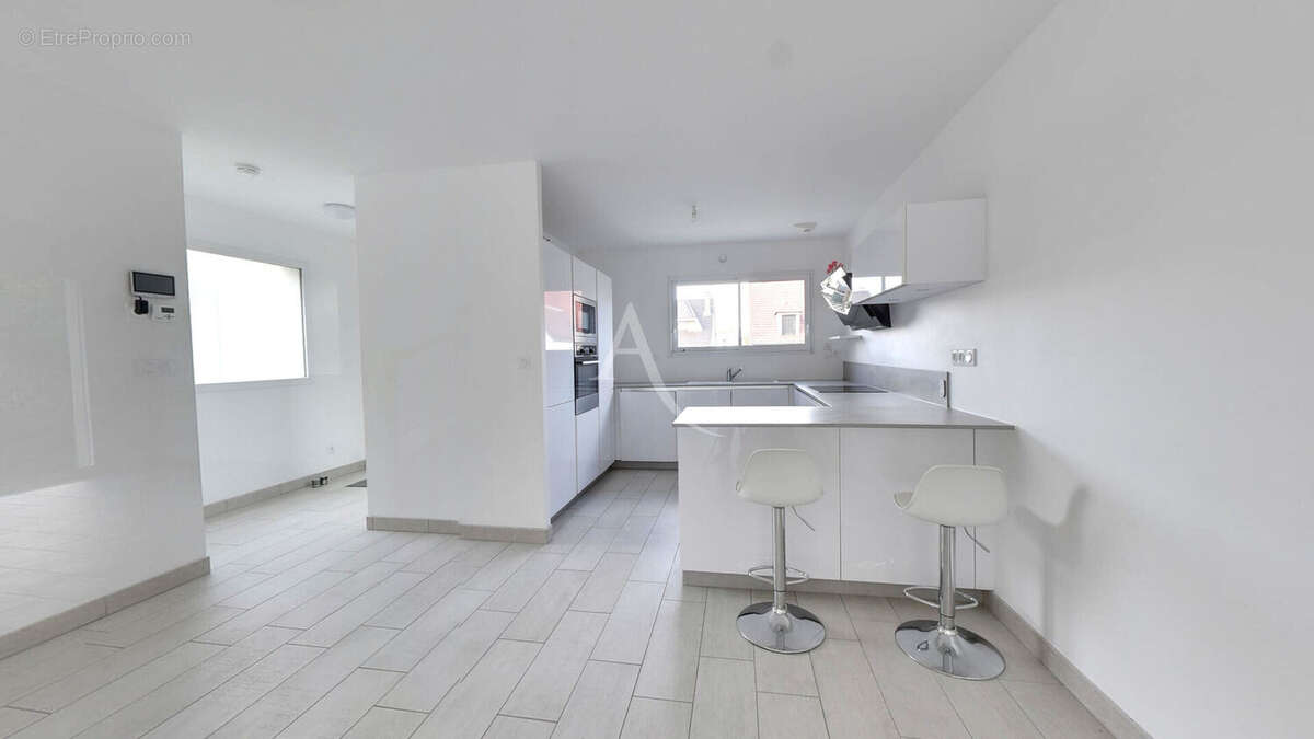 Maison à BRY-SUR-MARNE