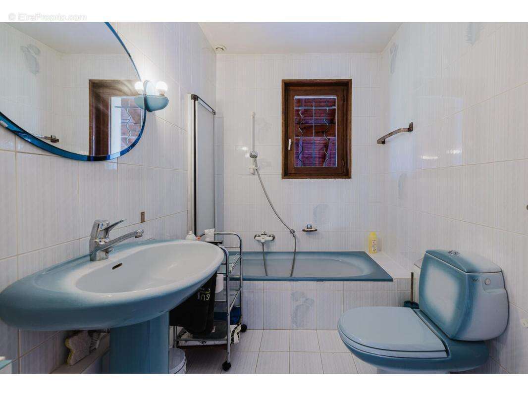 Maison à CHENS-SUR-LEMAN