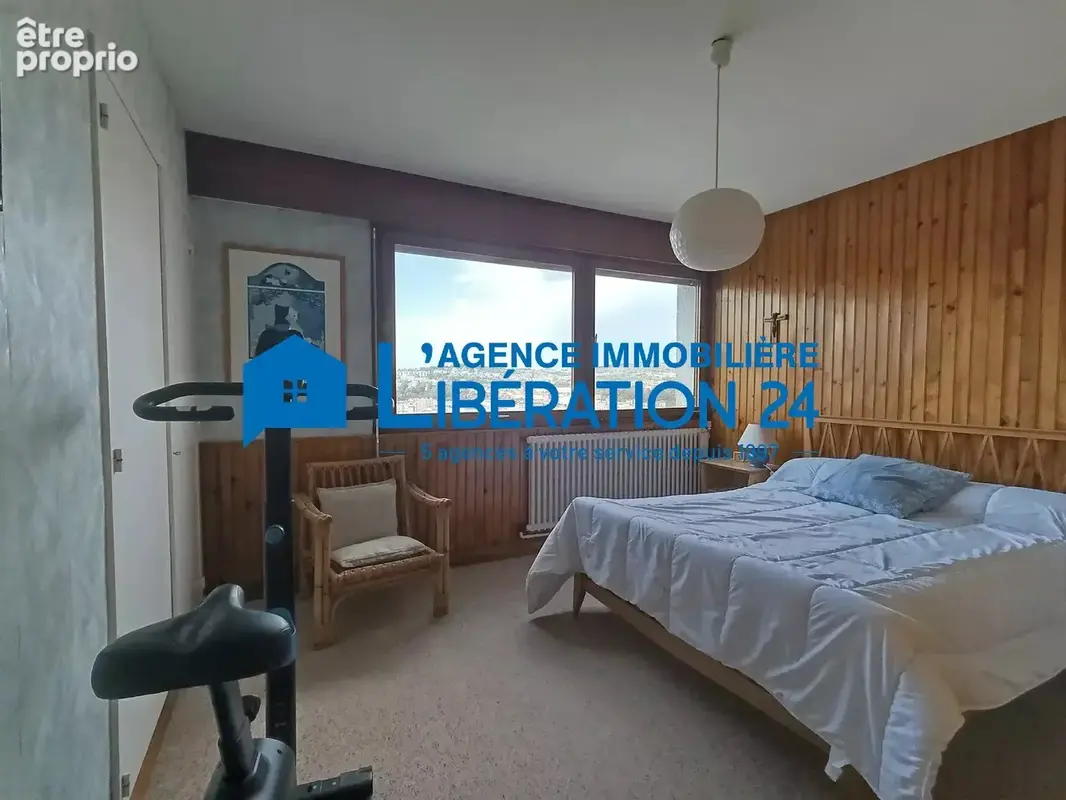 Maison familiale de 170 m² à Saint-Étienne - photo 13