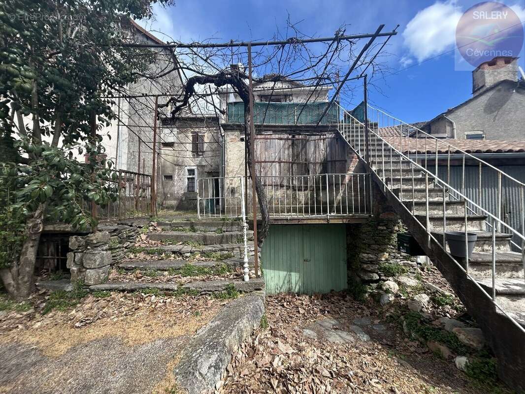 Maison à SAINT-ETIENNE-VALLEE-FRANCAISE