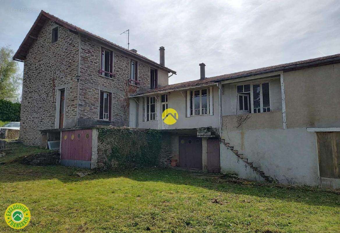 Maison à DUN-LE-PALESTEL