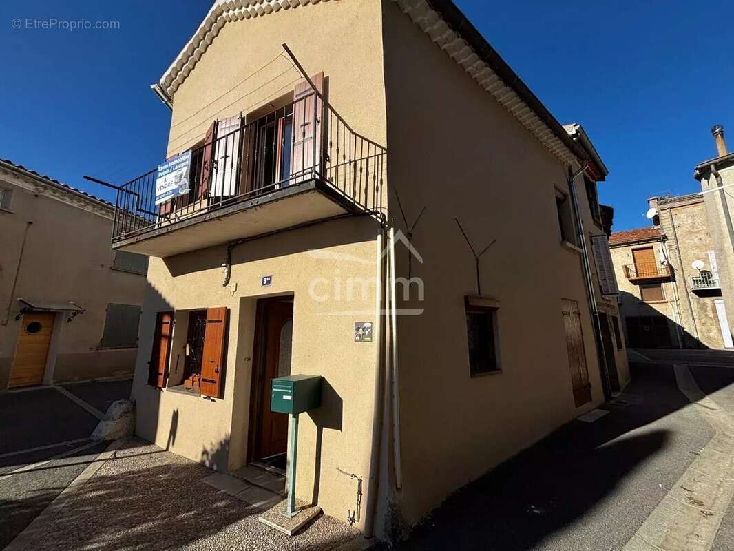 Maison à LARAGNE-MONTEGLIN