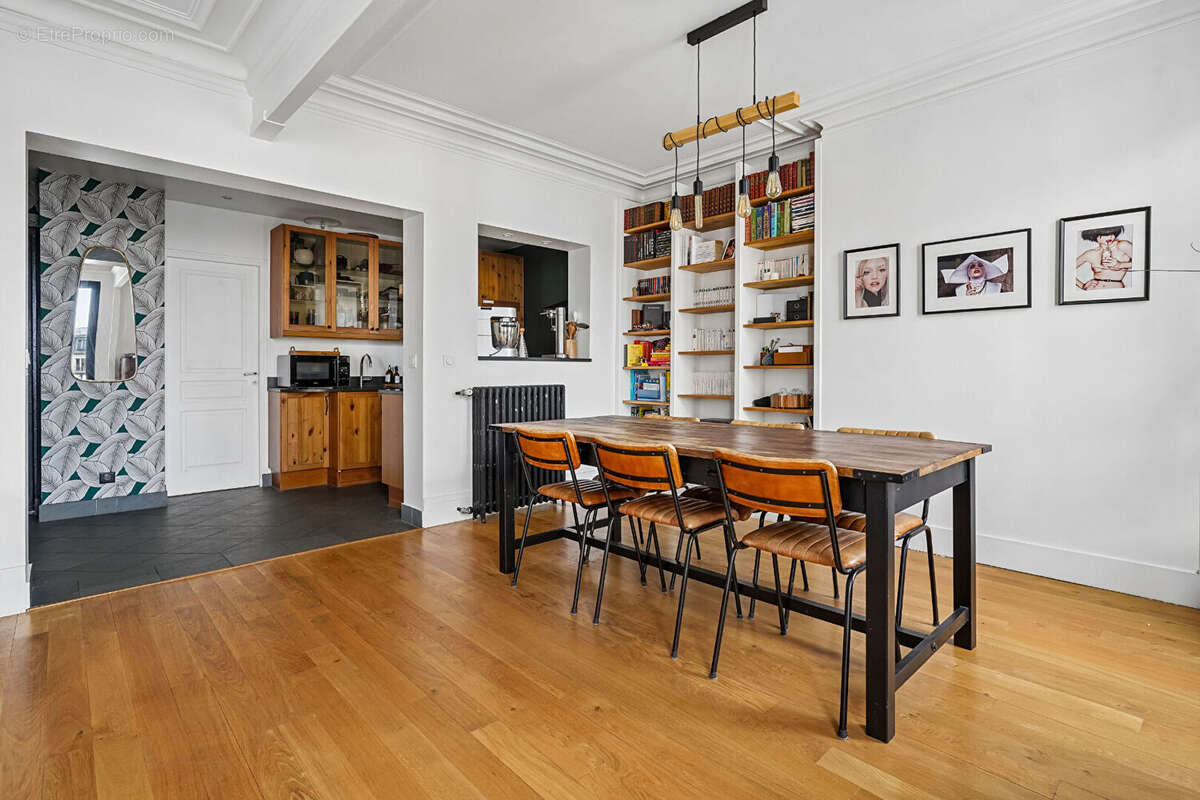 Appartement à LEVALLOIS-PERRET