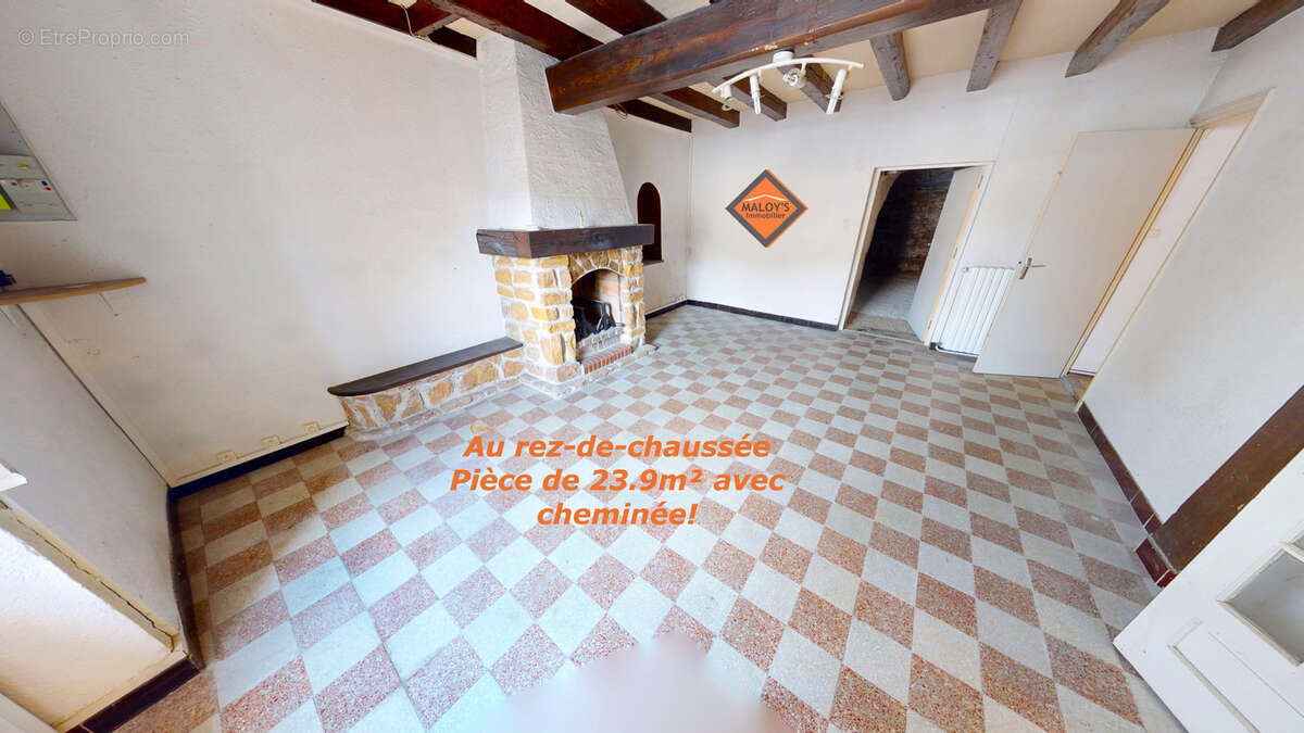 Maison à CHAMBOST-ALLIERES