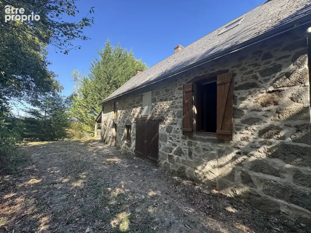 Photo Maison à Rougnat au prix de 129 000€
