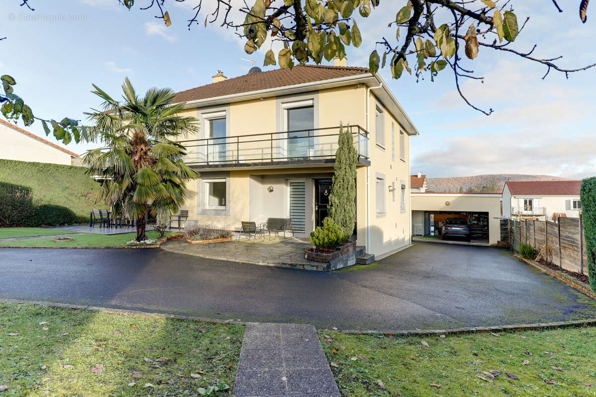 Maison à CEBAZAT