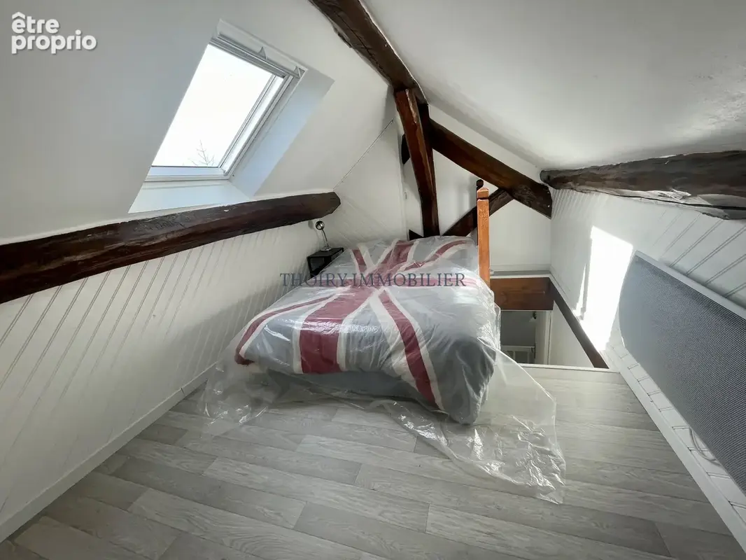 Maison de type 4 pièces avec jardin et parking. - photo 10