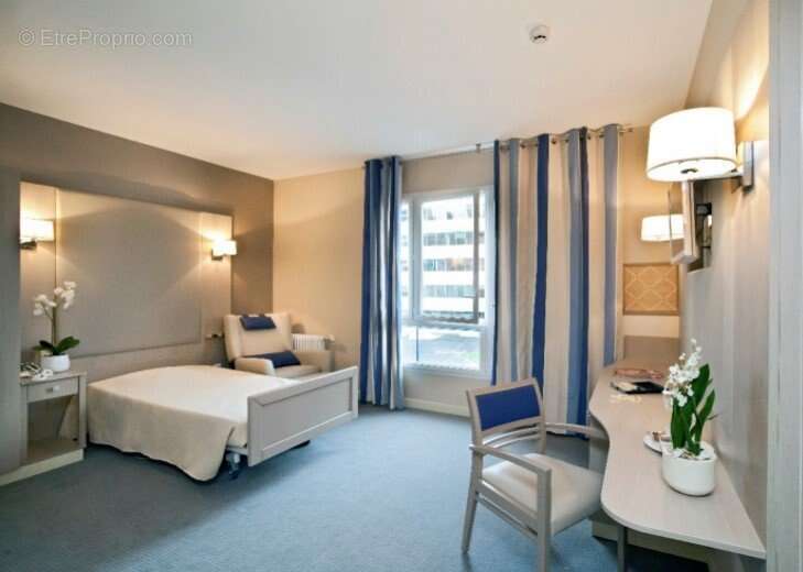 INVESTISSEMENT LOCATIF  NANTES  Résidence EHPAD Ile de Nantes  6,90% de rentabilité - photo 2
